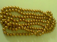 Colar de Pérolas Douradas